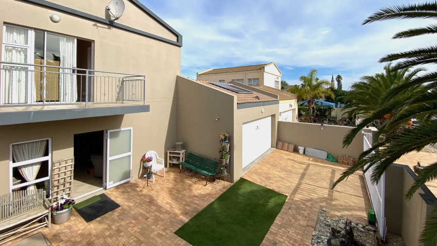 3 Bedroom Property for Sale in Velddrif Western Cape